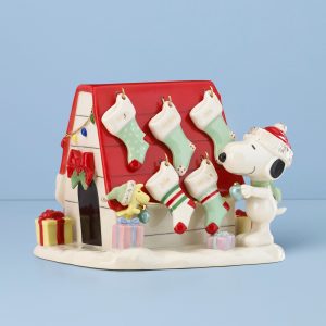 Snoopy's Christmas Decor For You Figurine