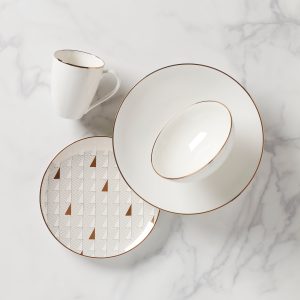 Trianna White 4-Piece Place Setting