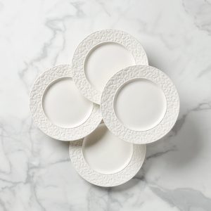 Blossom Lane Accent Plates. Set of 4