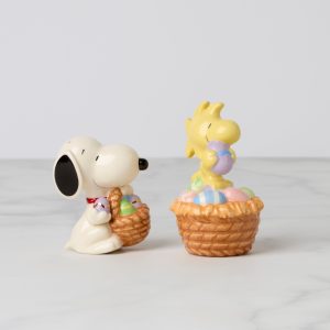 Snoopy Easter Salt & Pepper Set